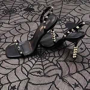 Cape Robbin Black Gold Studded Sandal High Heel Stilettos Women's Size 10